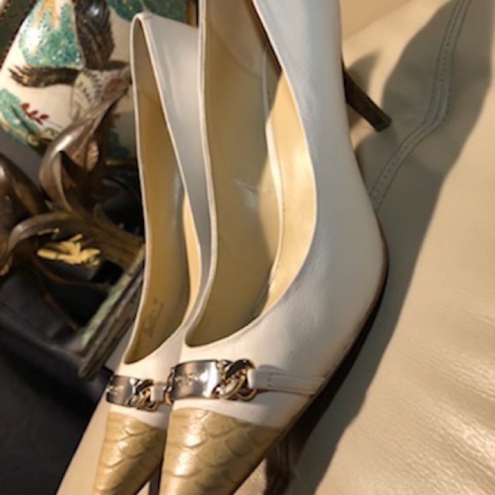Coach Bowery leather heels